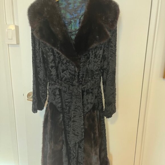 Rare Vintage Mink & Broadtail Persian Lamb Coat (small) - Picture 3 of 11